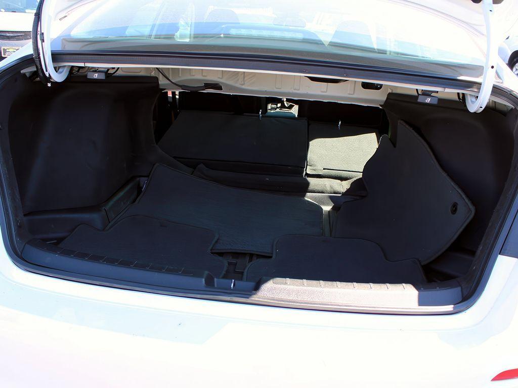 used 2022 Honda Civic Si car, priced at $31,897