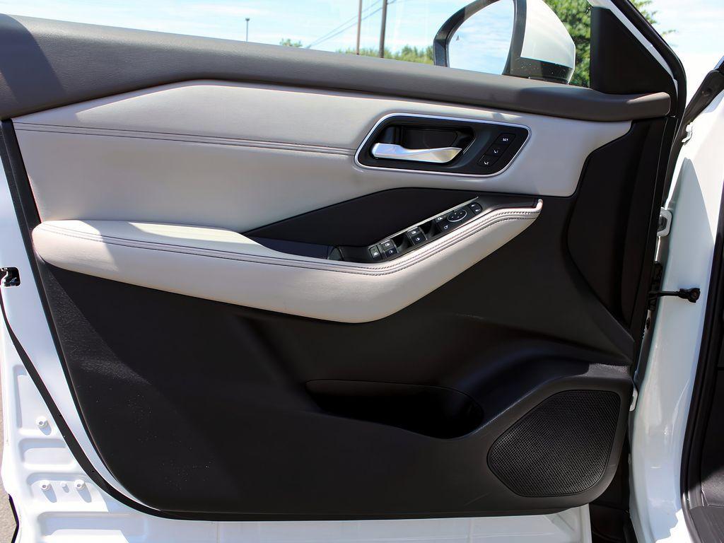 used 2021 Nissan Rogue car, priced at $27,599
