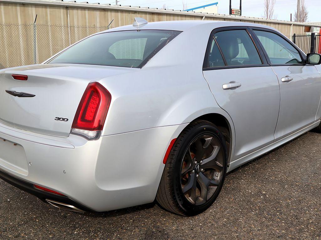 used 2022 Chrysler 300 car, priced at $29,999