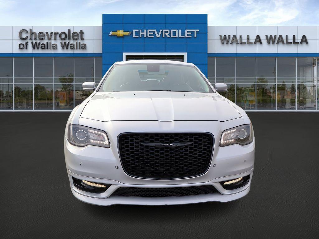 used 2022 Chrysler 300 car, priced at $29,999