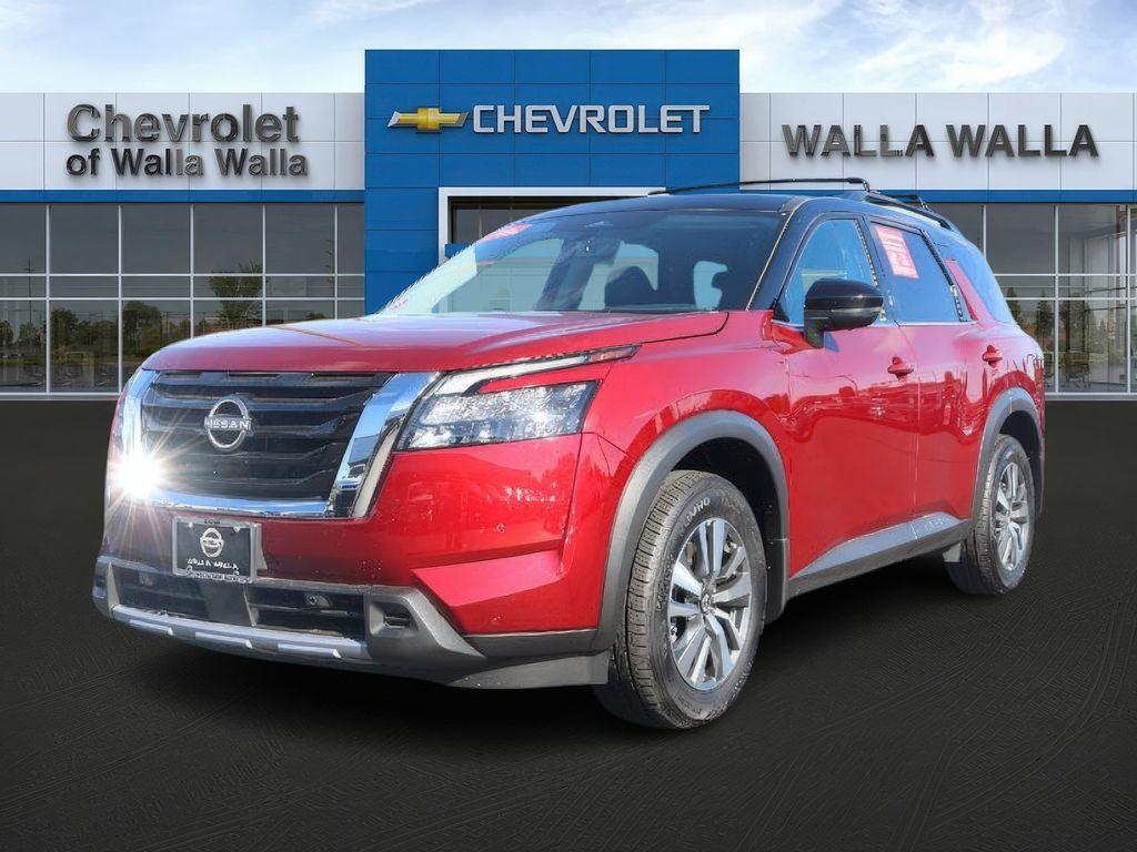 used 2025 Nissan Pathfinder car, priced at $42,399