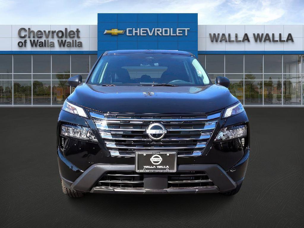 used 2024 Nissan Rogue car, priced at $31,897