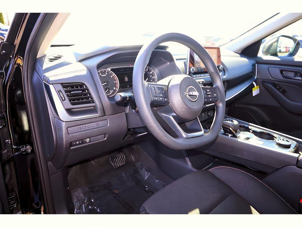 used 2024 Nissan Rogue car, priced at $31,897