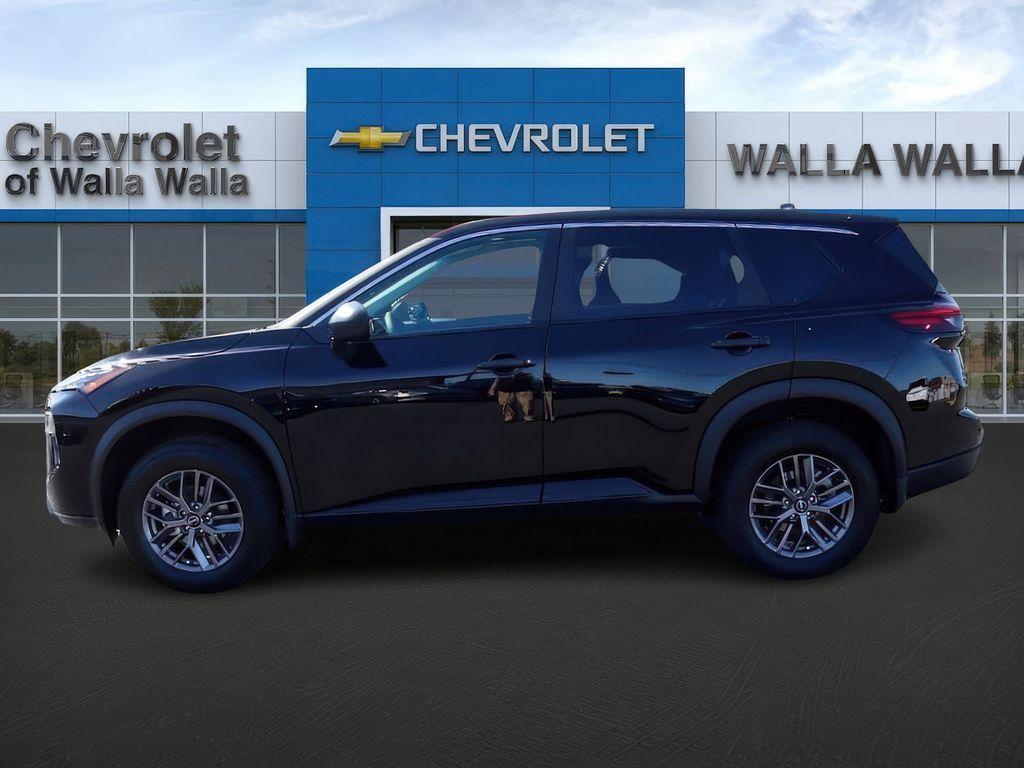 used 2024 Nissan Rogue car, priced at $31,897
