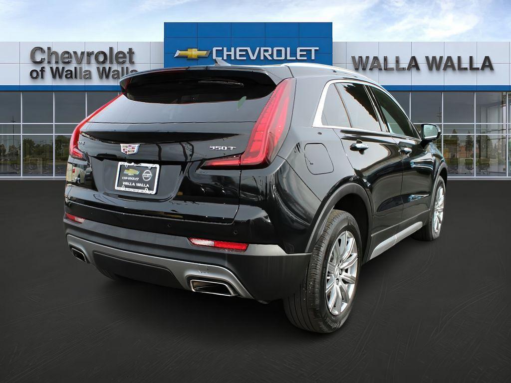 used 2023 Cadillac XT4 car, priced at $29,999