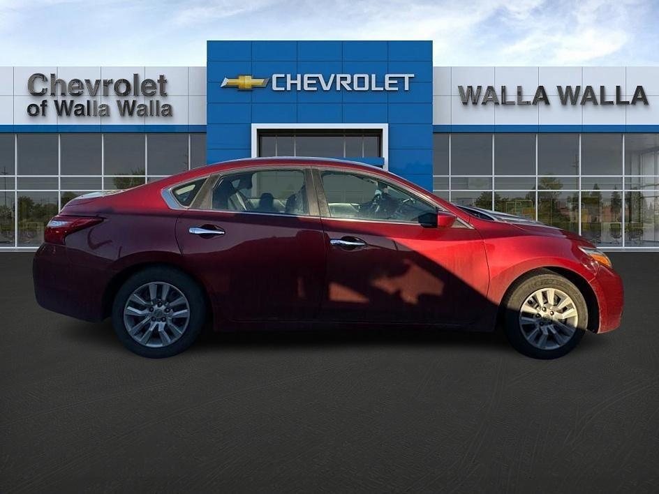 used 2016 Nissan Altima car, priced at $9,999