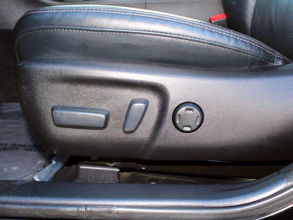 used 2014 Toyota Avalon Hybrid car, priced at $18,399