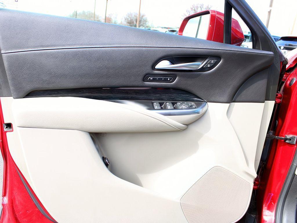 used 2020 Cadillac XT4 car, priced at $23,277