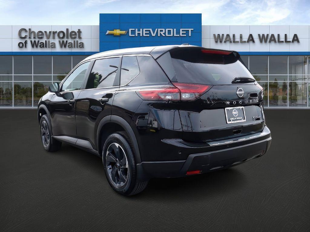 used 2024 Nissan Rogue car, priced at $30,798