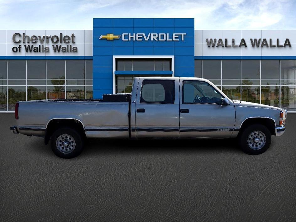 used 2000 Chevrolet Silverado 3500 car, priced at $7,997