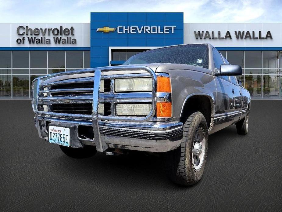 used 2000 Chevrolet Silverado 3500 car, priced at $7,997