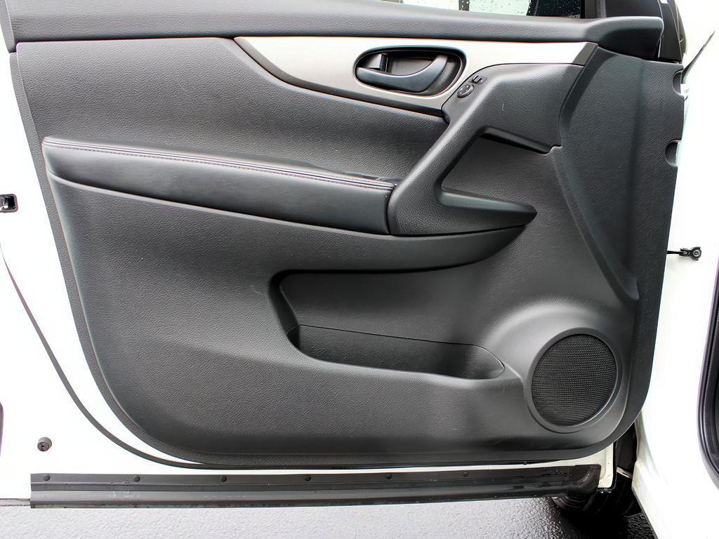 used 2019 Nissan Rogue Sport car, priced at $17,999