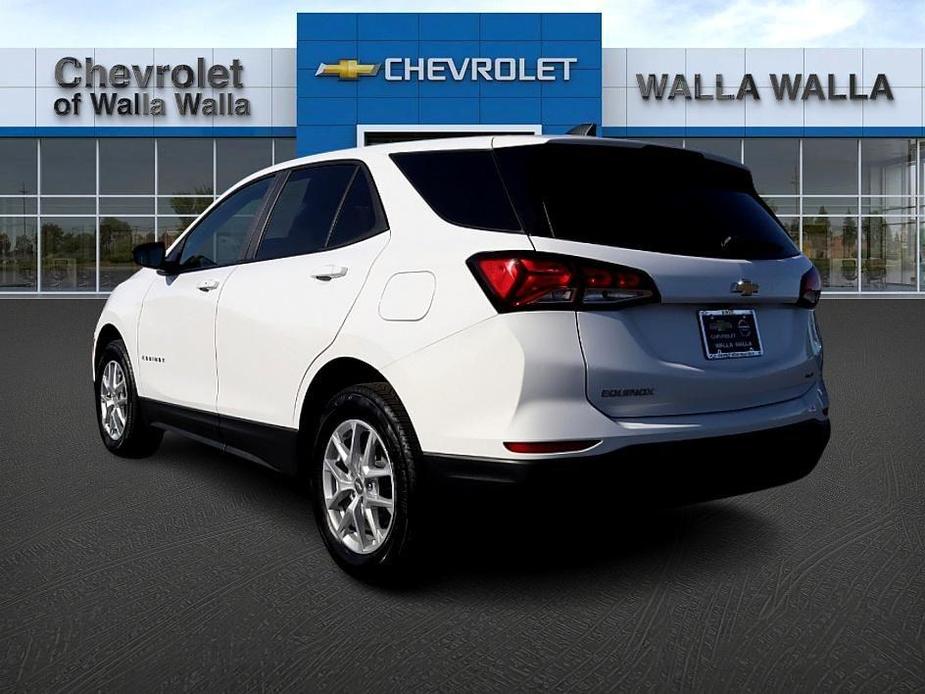 used 2024 Chevrolet Equinox car, priced at $26,598