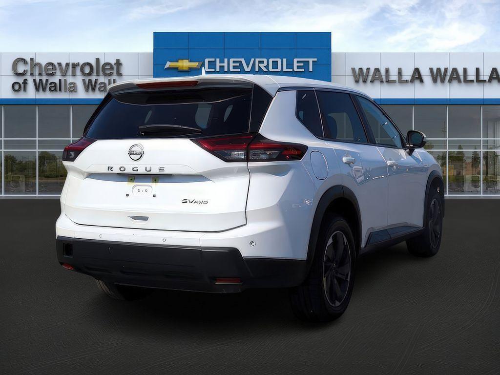 used 2024 Nissan Rogue car, priced at $22,799