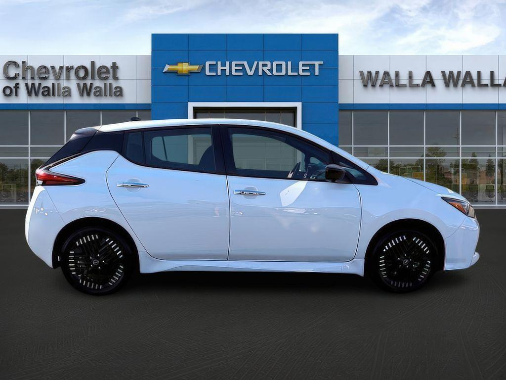 used 2025 Nissan Leaf car, priced at $24,999