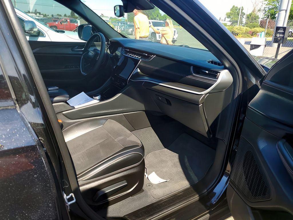 used 2023 Jeep Grand Cherokee L car, priced at $34,999