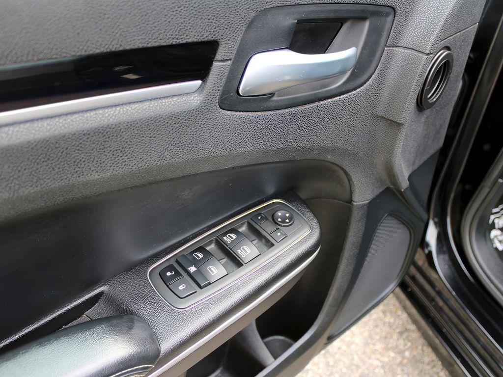 used 2022 Chrysler 300 car, priced at $26,799