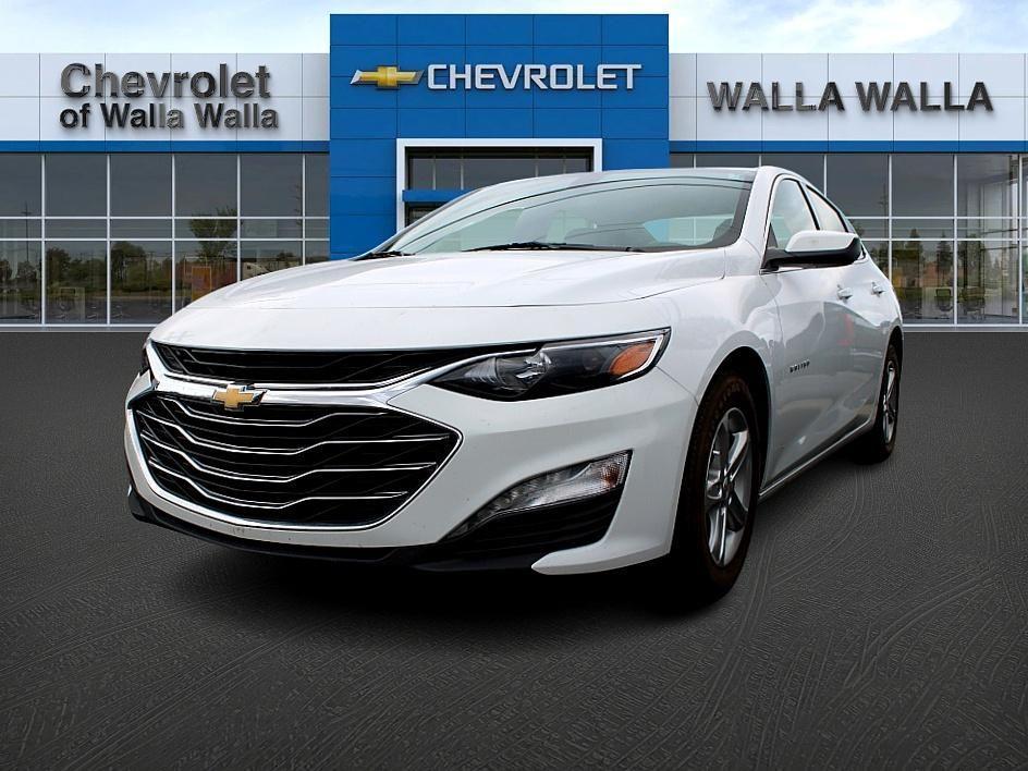 used 2022 Chevrolet Malibu car, priced at $20,299