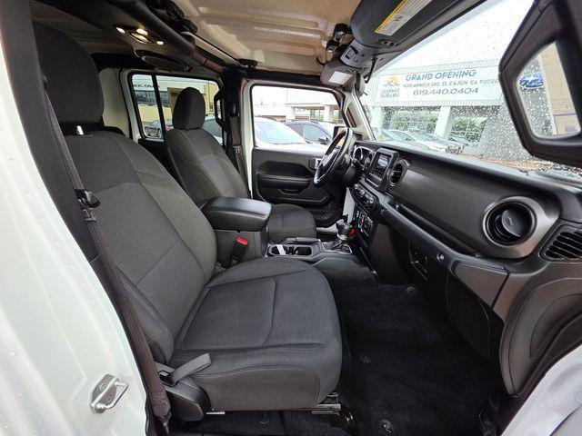 used 2022 Jeep Gladiator car, priced at $28,999