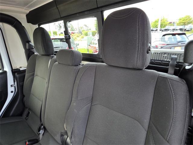 used 2022 Jeep Gladiator car, priced at $29,999
