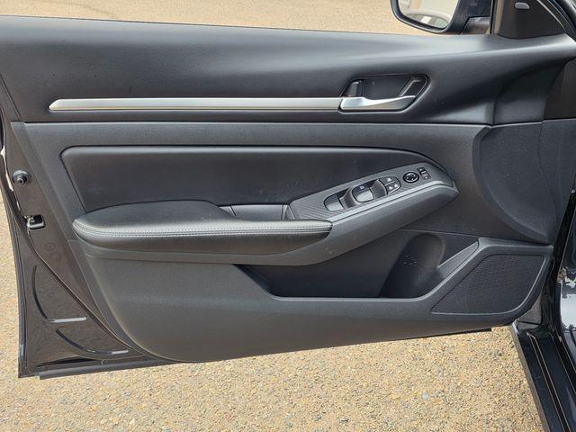used 2022 Nissan Altima car, priced at $18,999