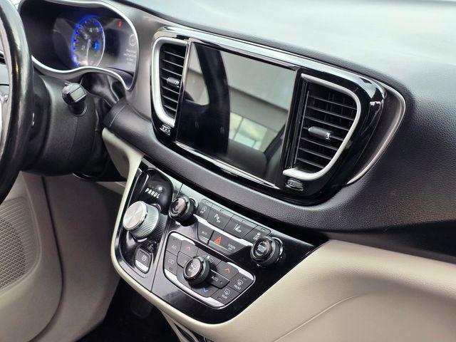 used 2021 Chrysler Pacifica car, priced at $17,900