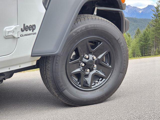 used 2020 Jeep Gladiator car, priced at $31,577
