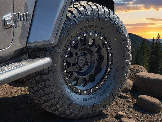 used 2023 Jeep Gladiator car, priced at $28,133