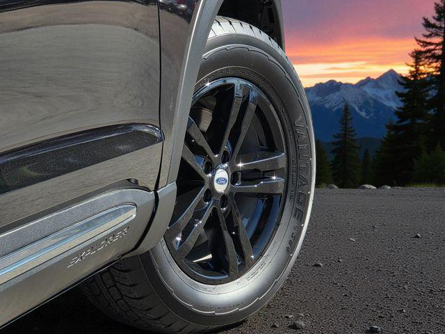 used 2022 Ford Explorer car, priced at $27,270