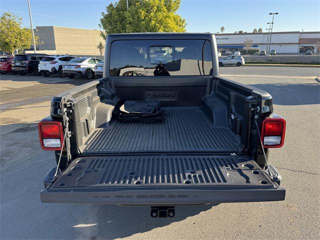 used 2022 Jeep Gladiator car, priced at $30,999