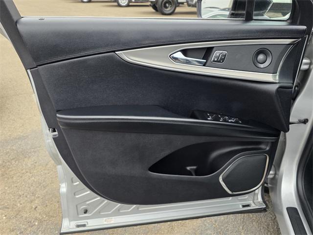 used 2019 Lincoln Nautilus car, priced at $23,499
