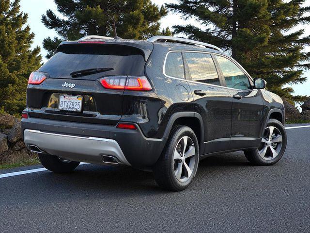 used 2020 Jeep Cherokee car, priced at $18,999