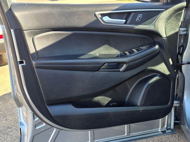 used 2024 Ford Edge car, priced at $21,197