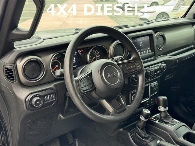 used 2022 Jeep Wrangler Unlimited car, priced at $33,888