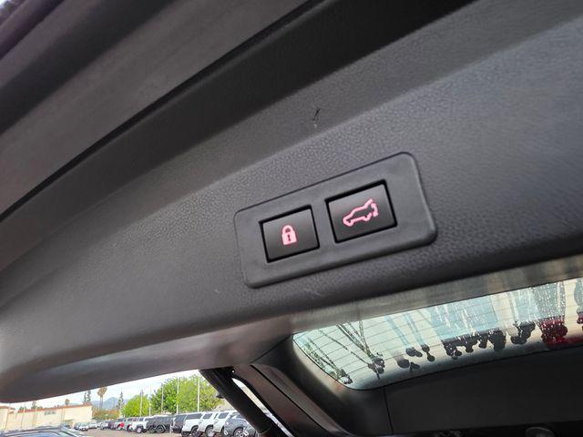 used 2022 Subaru Ascent car, priced at $27,999