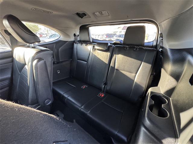 used 2021 Toyota Highlander car, priced at $29,977