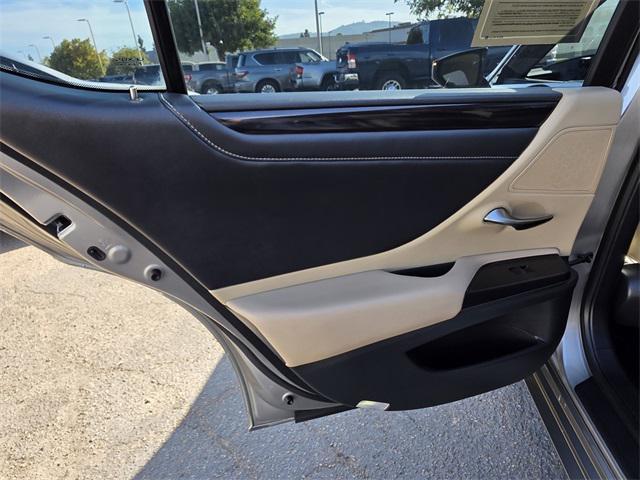 used 2020 Lexus ES 350 car, priced at $27,900