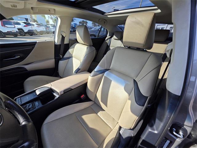 used 2020 Lexus ES 350 car, priced at $27,900