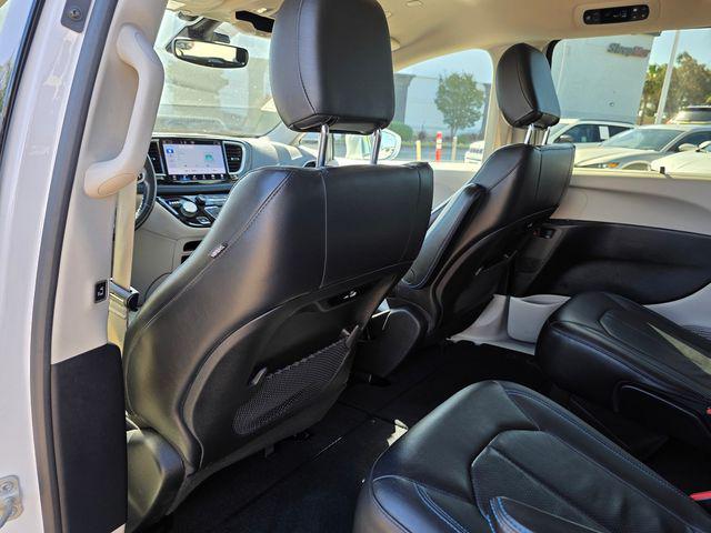 used 2021 Chrysler Pacifica car, priced at $21,999