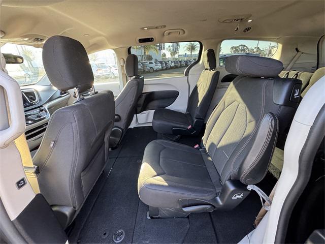 used 2017 Chrysler Pacifica car, priced at $15,477