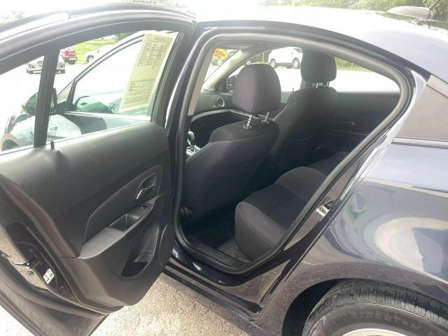 used 2015 Chevrolet Cruze car, priced at $6,400