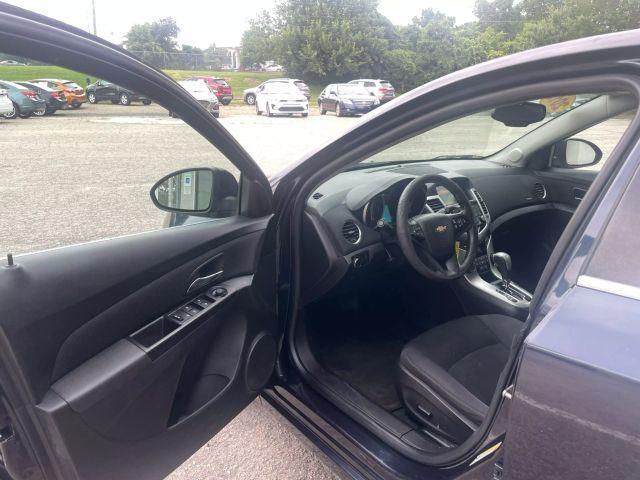 used 2015 Chevrolet Cruze car, priced at $6,400