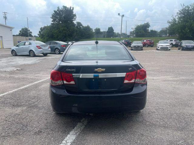 used 2015 Chevrolet Cruze car, priced at $6,400