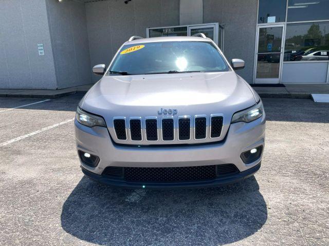 used 2019 Jeep Cherokee car, priced at $10,900