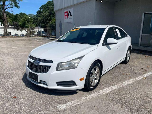 used 2013 Chevrolet Cruze car, priced at $6,200