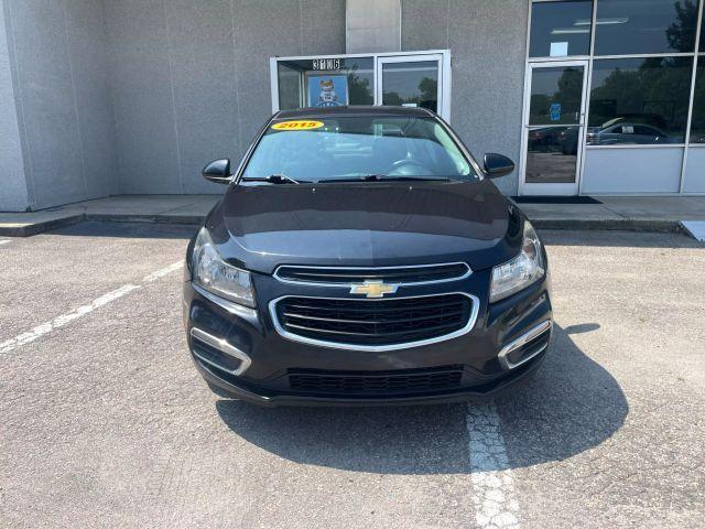 used 2015 Chevrolet Cruze car, priced at $6,200