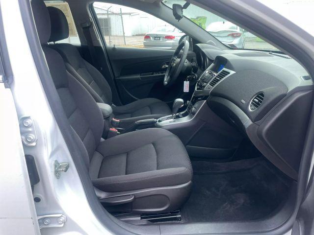 used 2015 Chevrolet Cruze car, priced at $5,600