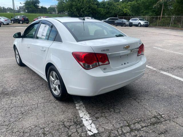 used 2015 Chevrolet Cruze car, priced at $5,600