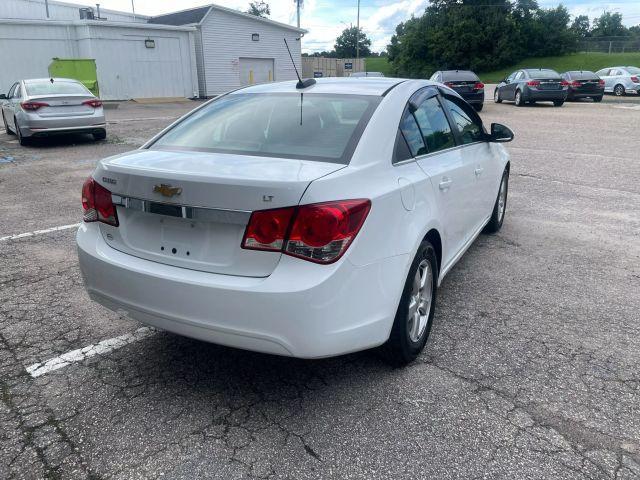 used 2015 Chevrolet Cruze car, priced at $5,600