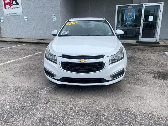 used 2015 Chevrolet Cruze car, priced at $5,600